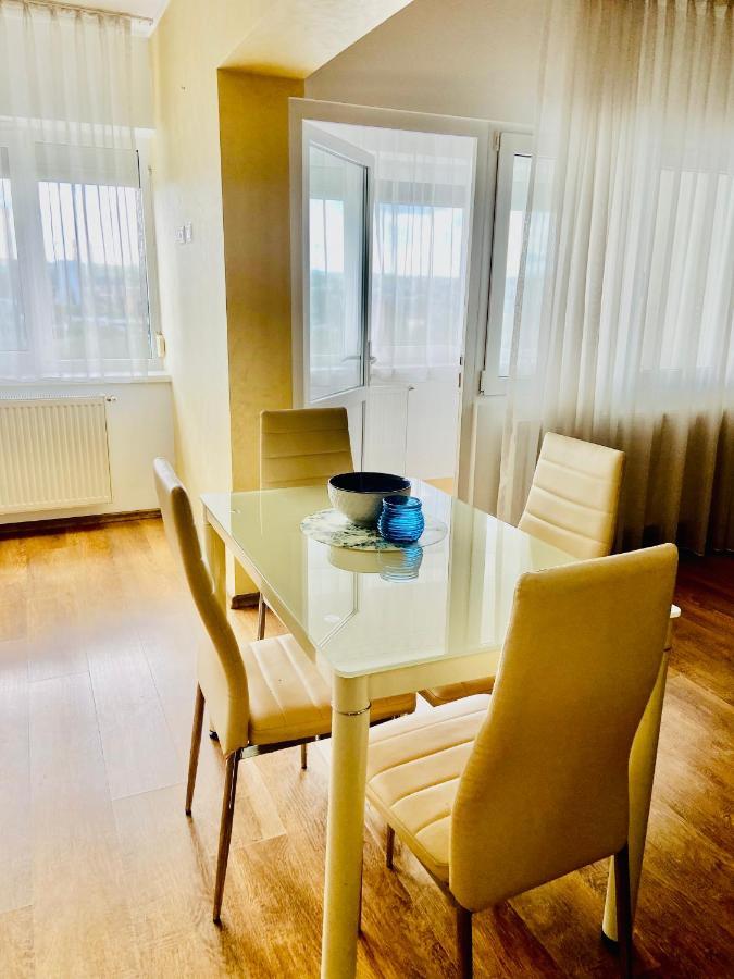Iulius Mall Comfort Яссы Экстерьер фото